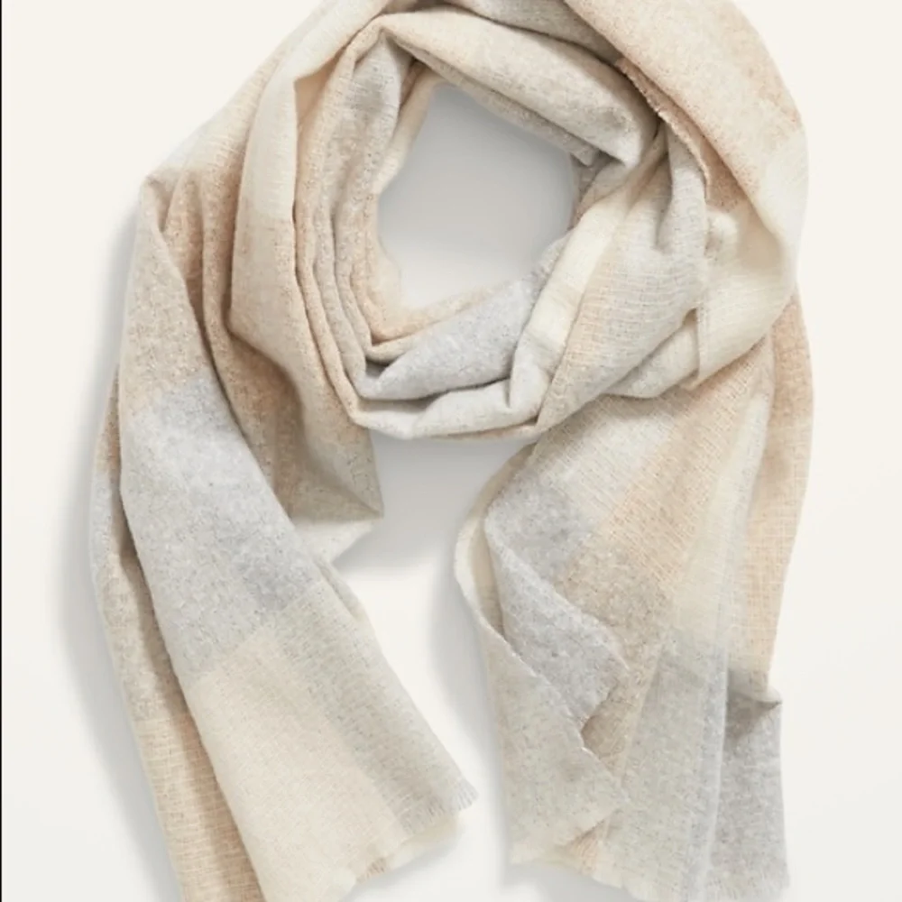 NWT blanket scarf - Picture 1 of 3